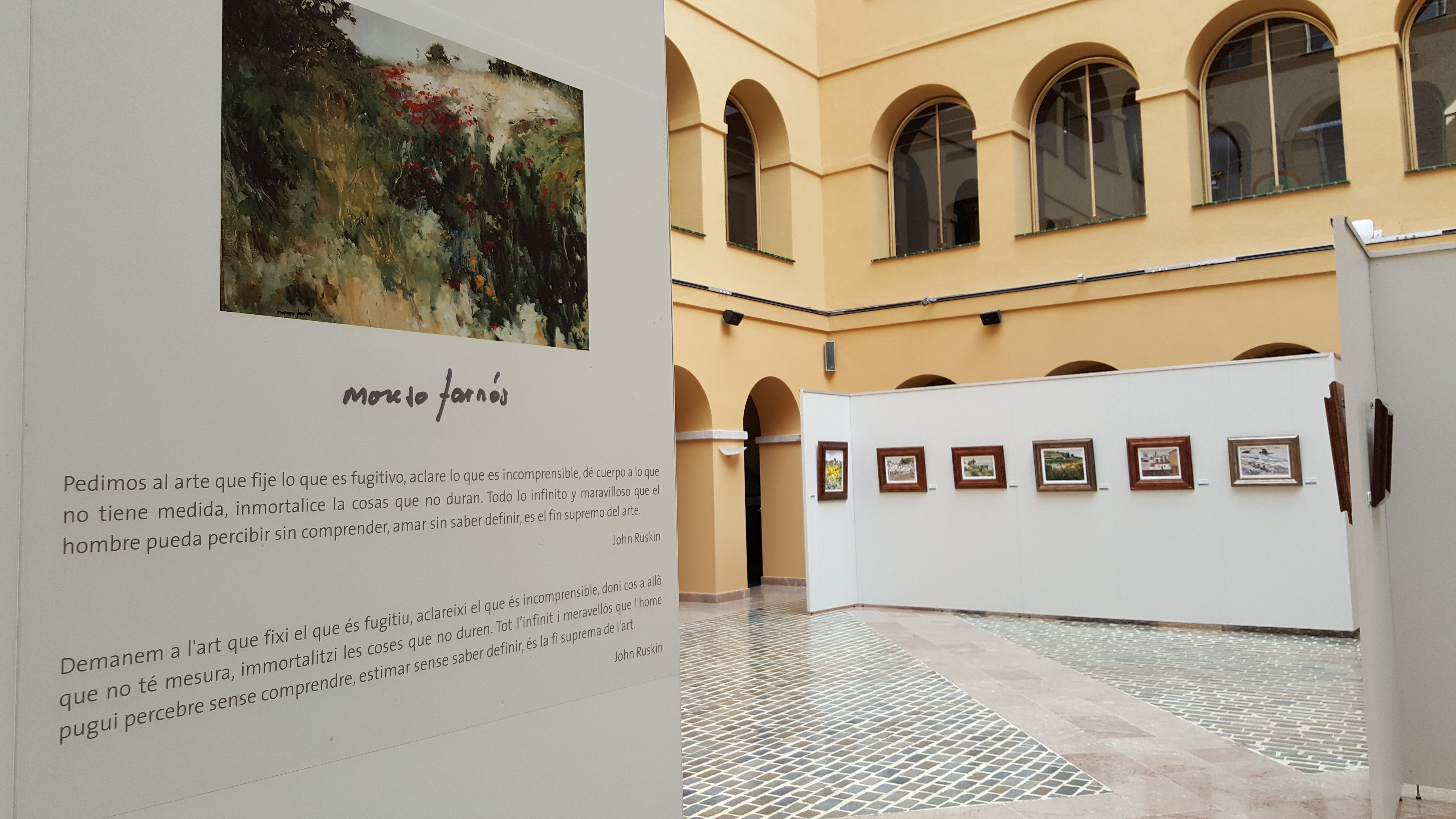 La pintura a l'oli de Moreso Farnós omple el Pati del Palau de la Diputació de Tarragona fins al 12 de maig