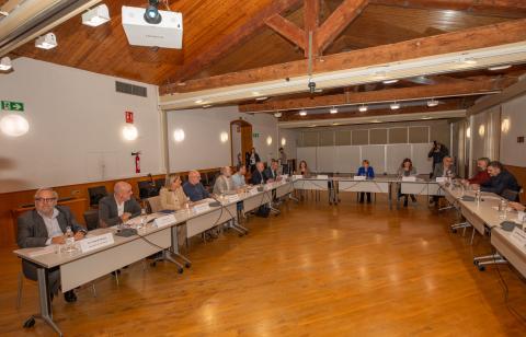 Moment de la reunió del Grup Impulsor de l’Àrea Metropolitana del Camp de Tarragona al Palau de la Diputació