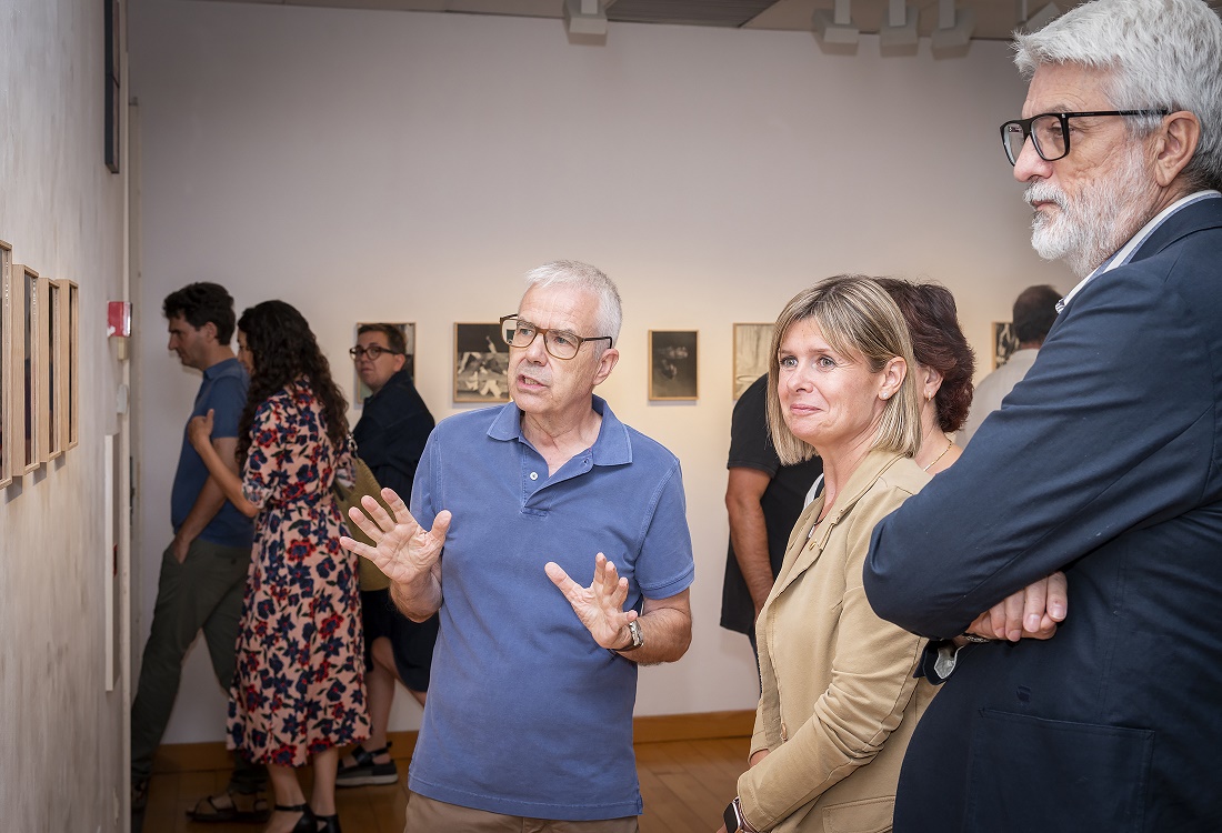 Joan Rom, Noemí Llauradó i Manel Margalef, durant la inauguració