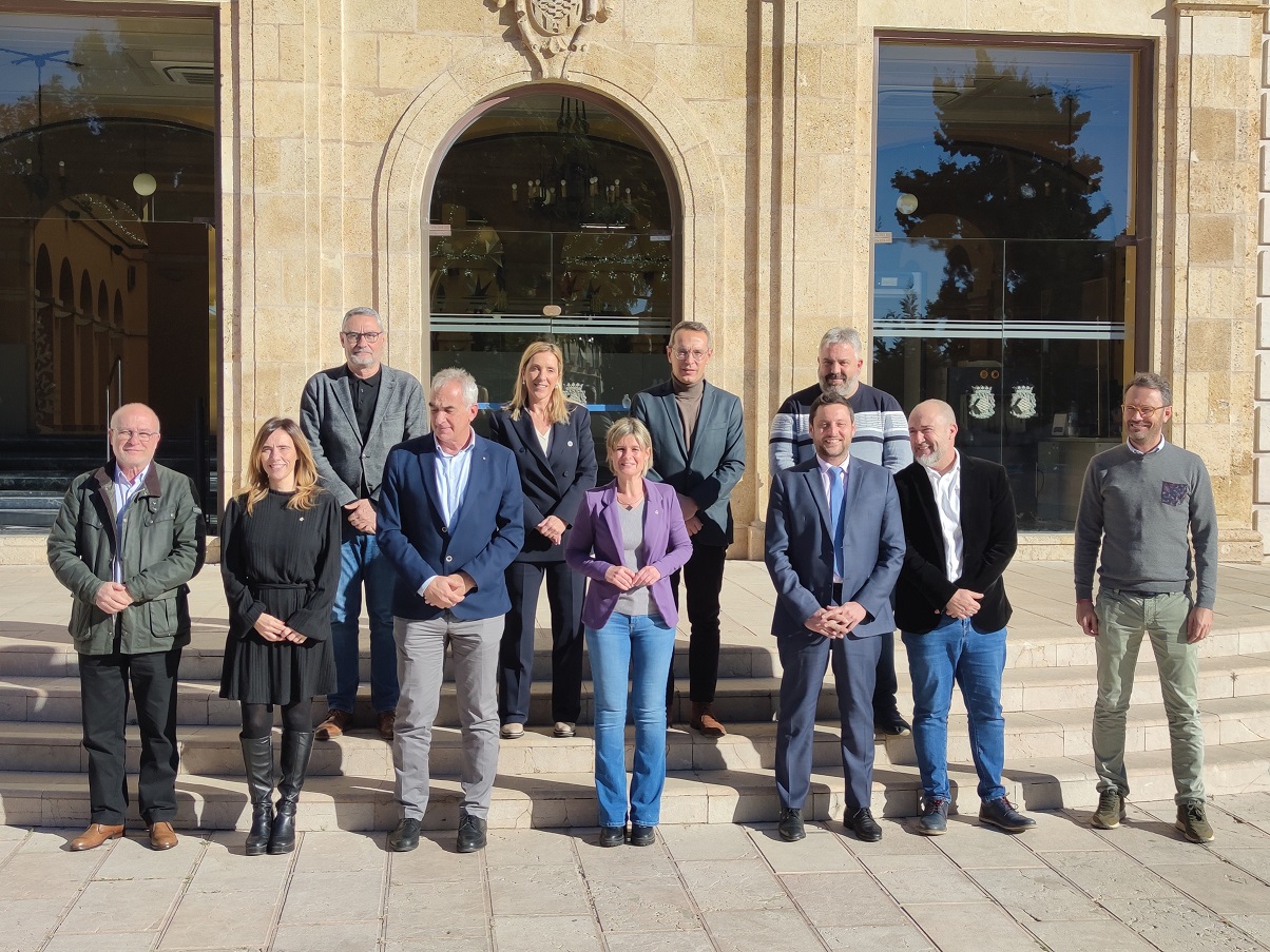 Els assistents a la reunió d'avui al Palau de la Diputació